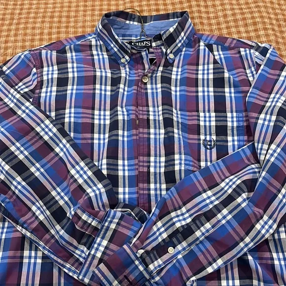 Men’s Chaps Easycare Buttondown shirt size: Medium - Picture 5 of 5